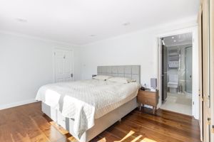 Photo 16- click for photo gallery